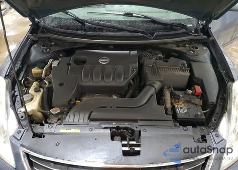 2010 Nissan Altima Base z USA, uszkodzony, nr VIN 1N4AL2AP8AC102011